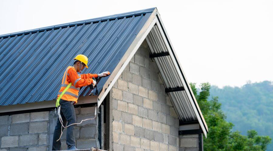 Expert top industrial roofings services in Parsons, KS